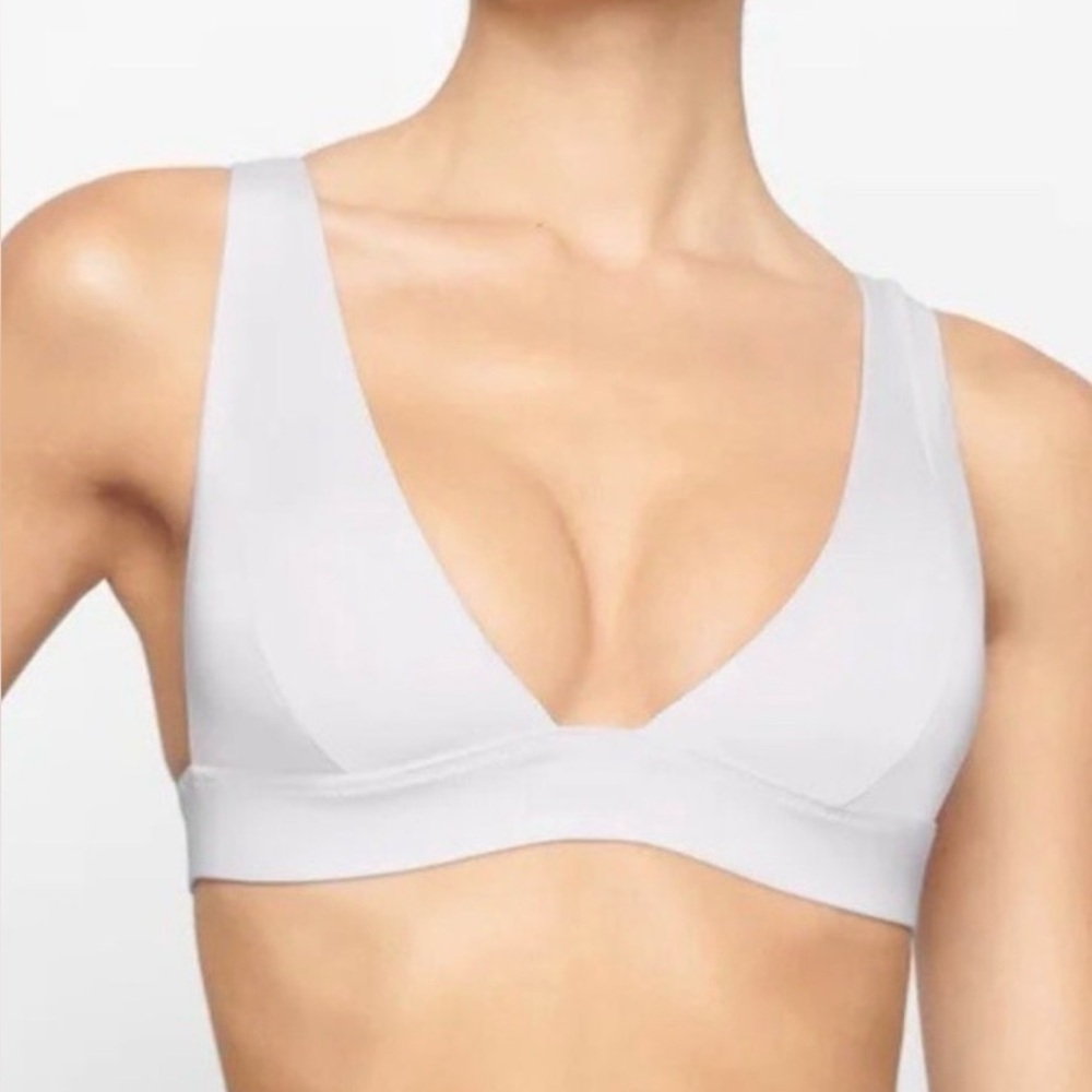 Zara NWT light purple plunge bikini top, large